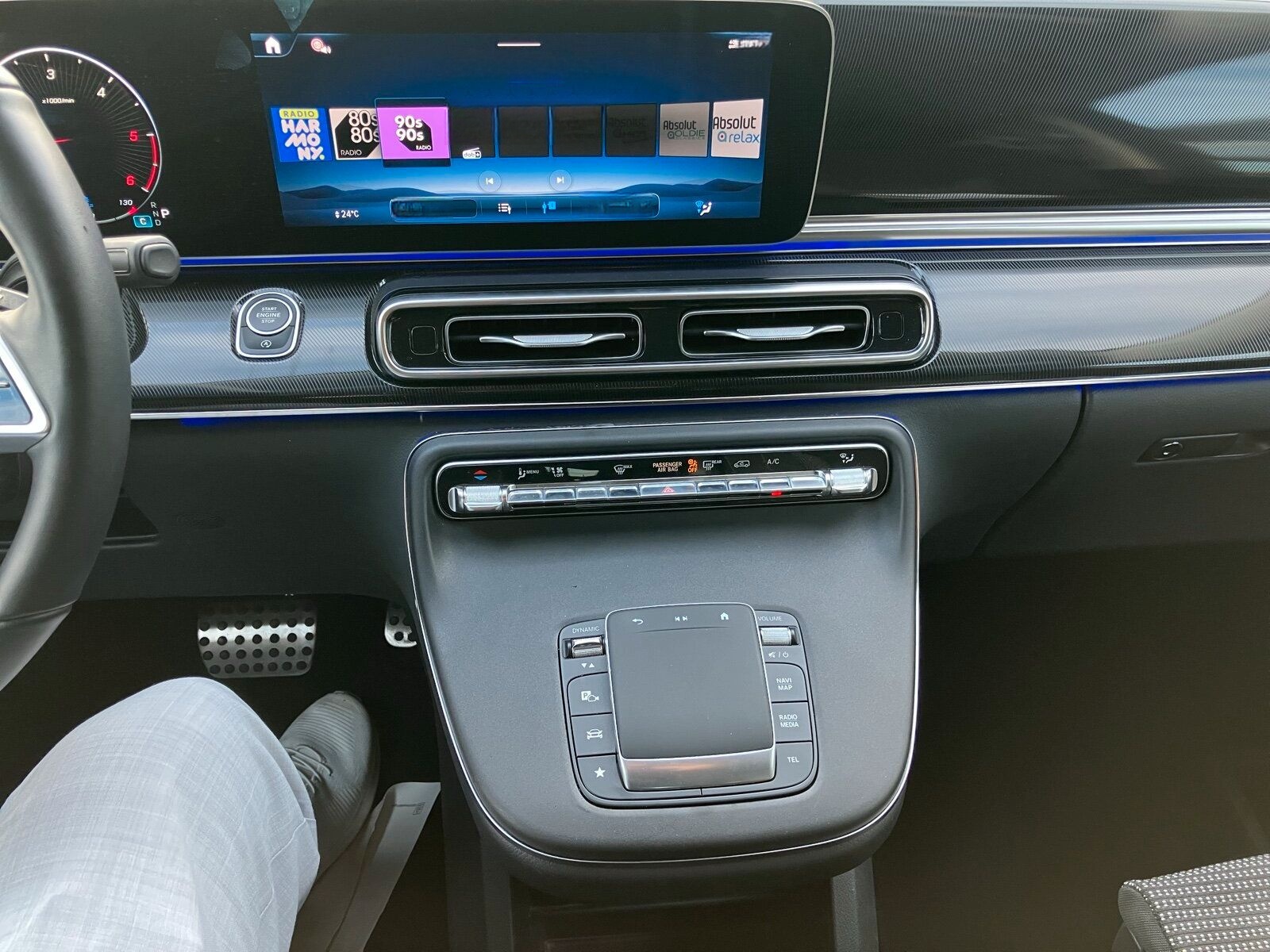 Mercedes-Benz V 220 d STYLE Kompakt AHK+DISTR+MBUX+MLED+AMBI foto 15