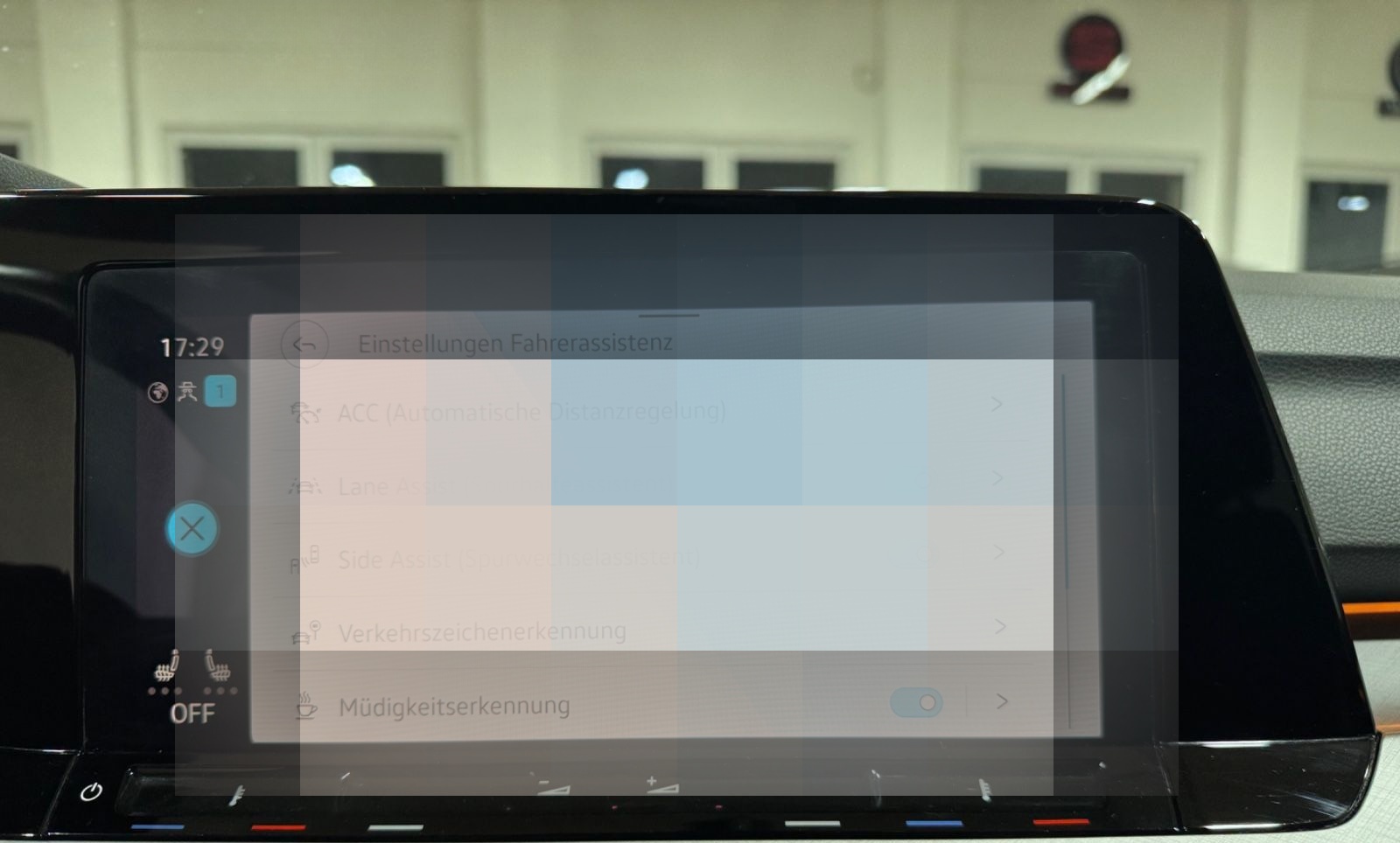 Volkswagen Golf VIII Variant Life 2.0TDI DSG/AHK/ACC/17" foto 23