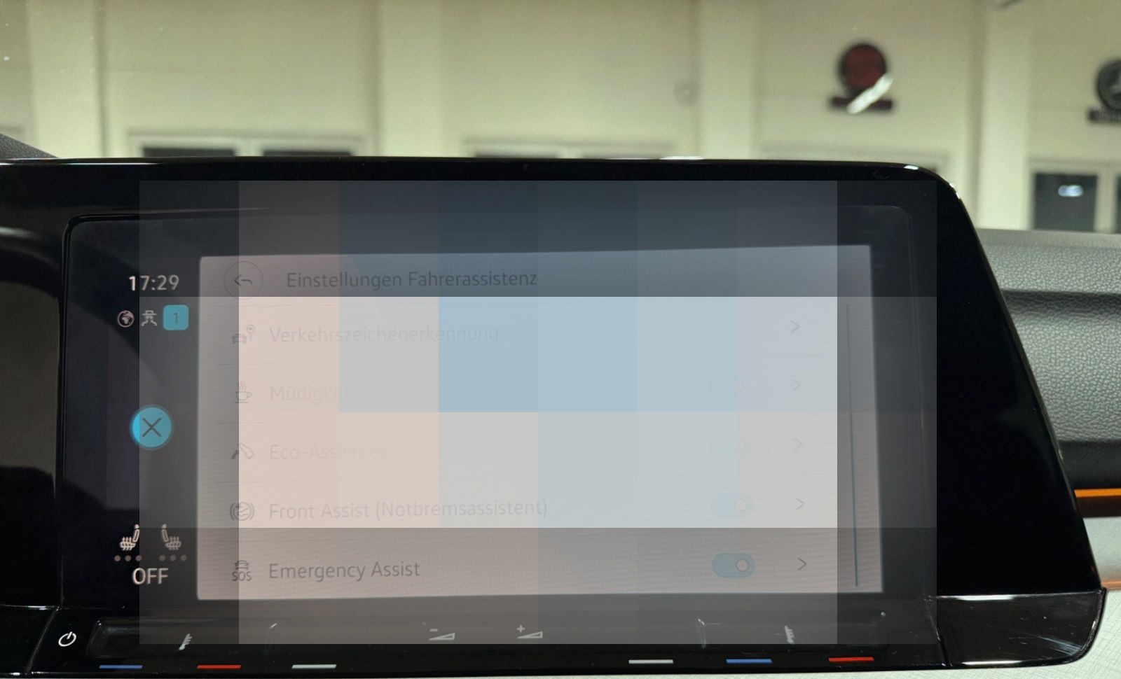 Volkswagen Golf VIII Variant Life 2.0TDI DSG/AHK/ACC/17" foto 24