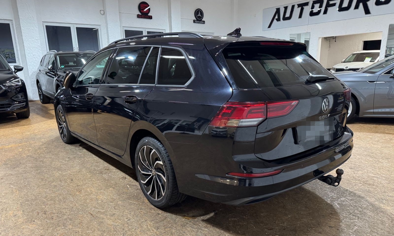 Volkswagen Golf VIII Variant Life 2.0TDI DSG/AHK/ACC/17" foto 8