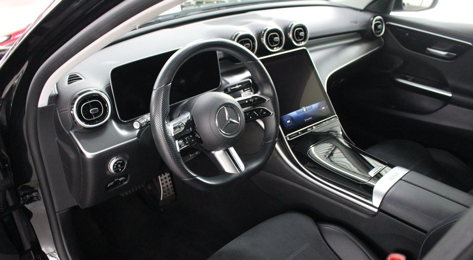 Mercedes-Benz C 200 T AMG Kamera LED AHK Panorama MBUX Ambient foto 7