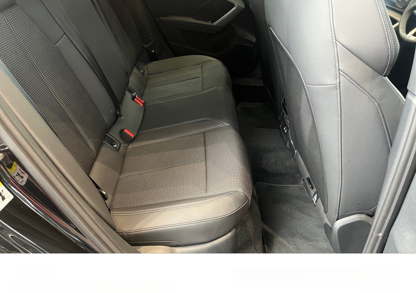 Audi A3 Sportback 45 TFSI e S line RÜCKFAHRK+NAVI+LED foto 14
