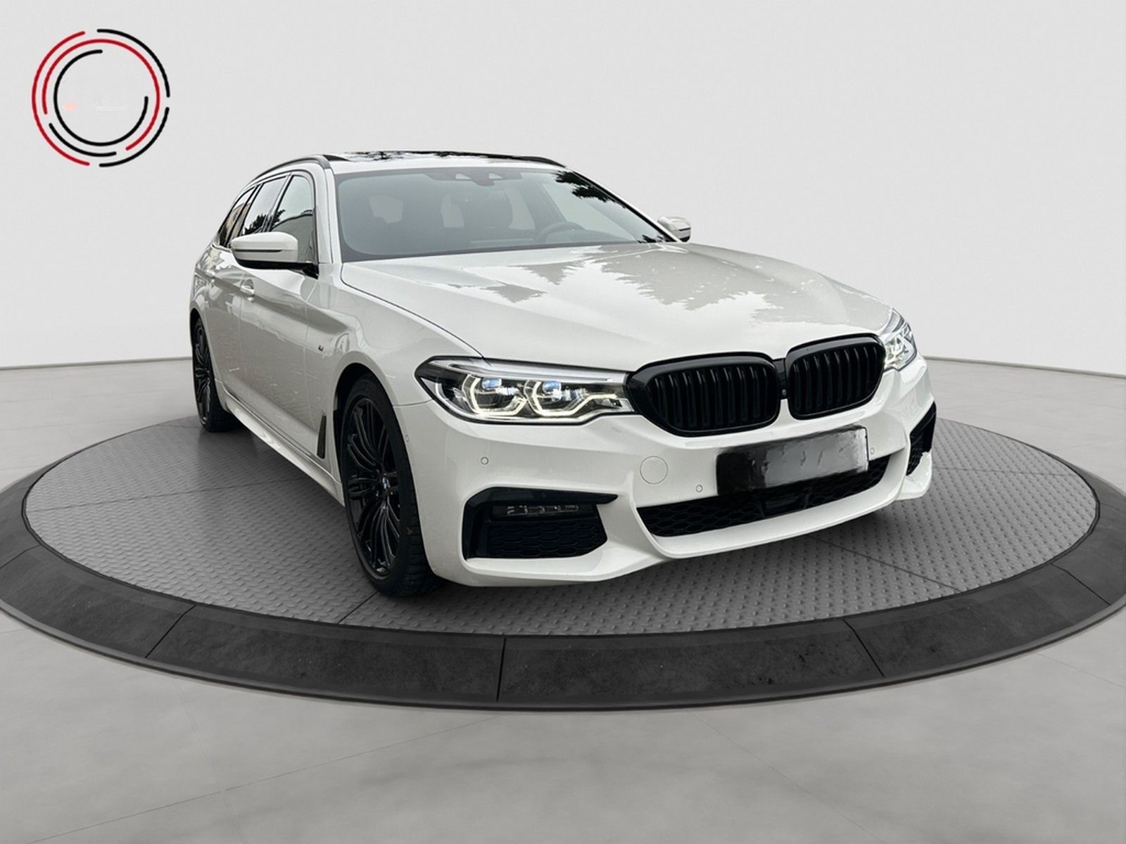 BMW 530dT xDrive AD.LED ACC MEMORY HUD H/K PANO 360° foto 3