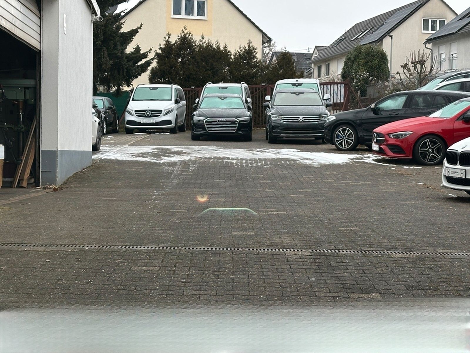 BMW 530dT xDrive AD.LED ACC MEMORY HUD H/K PANO 360° foto 28