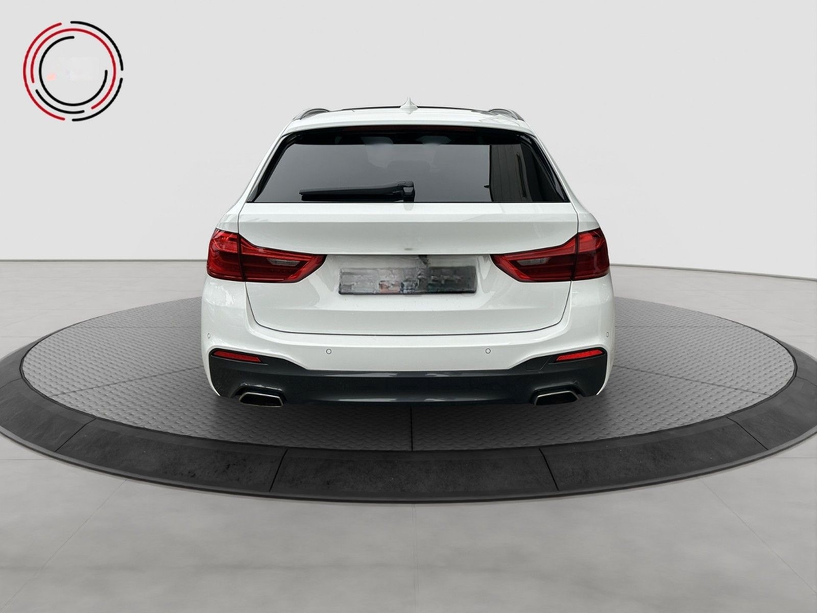 BMW 530dT xDrive AD.LED ACC MEMORY HUD H/K PANO 360° foto 6