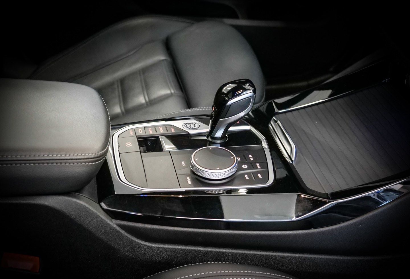 BMW X3 M40d M-Sport Aut Nav HuD Laser h&k AHK Pano foto 17