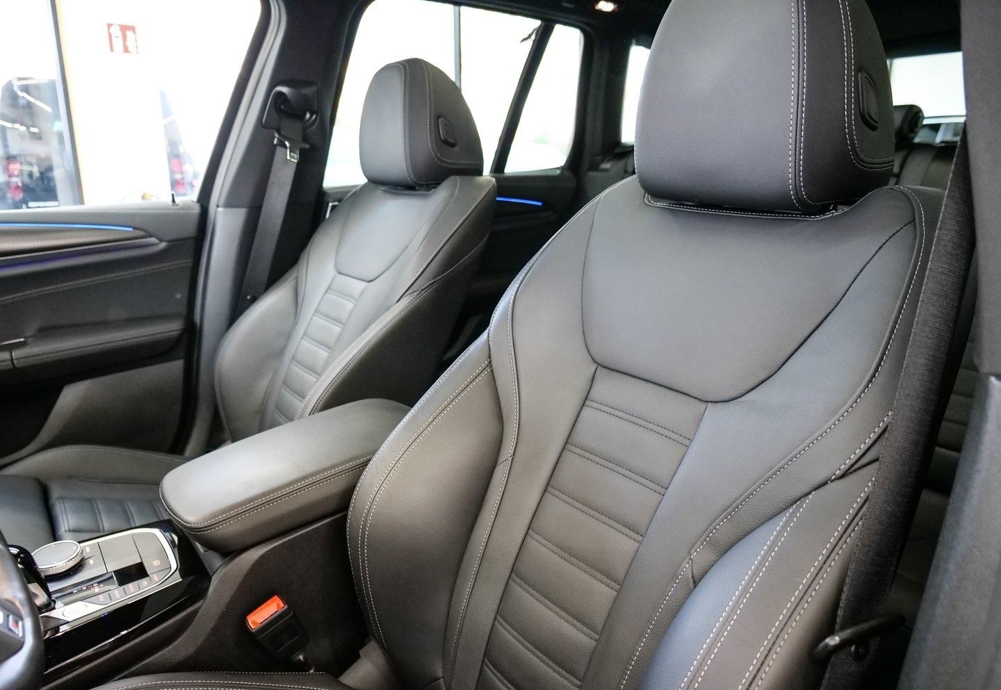 BMW X3 M40d M-Sport Aut Nav HuD Laser h&k AHK Pano foto 10
