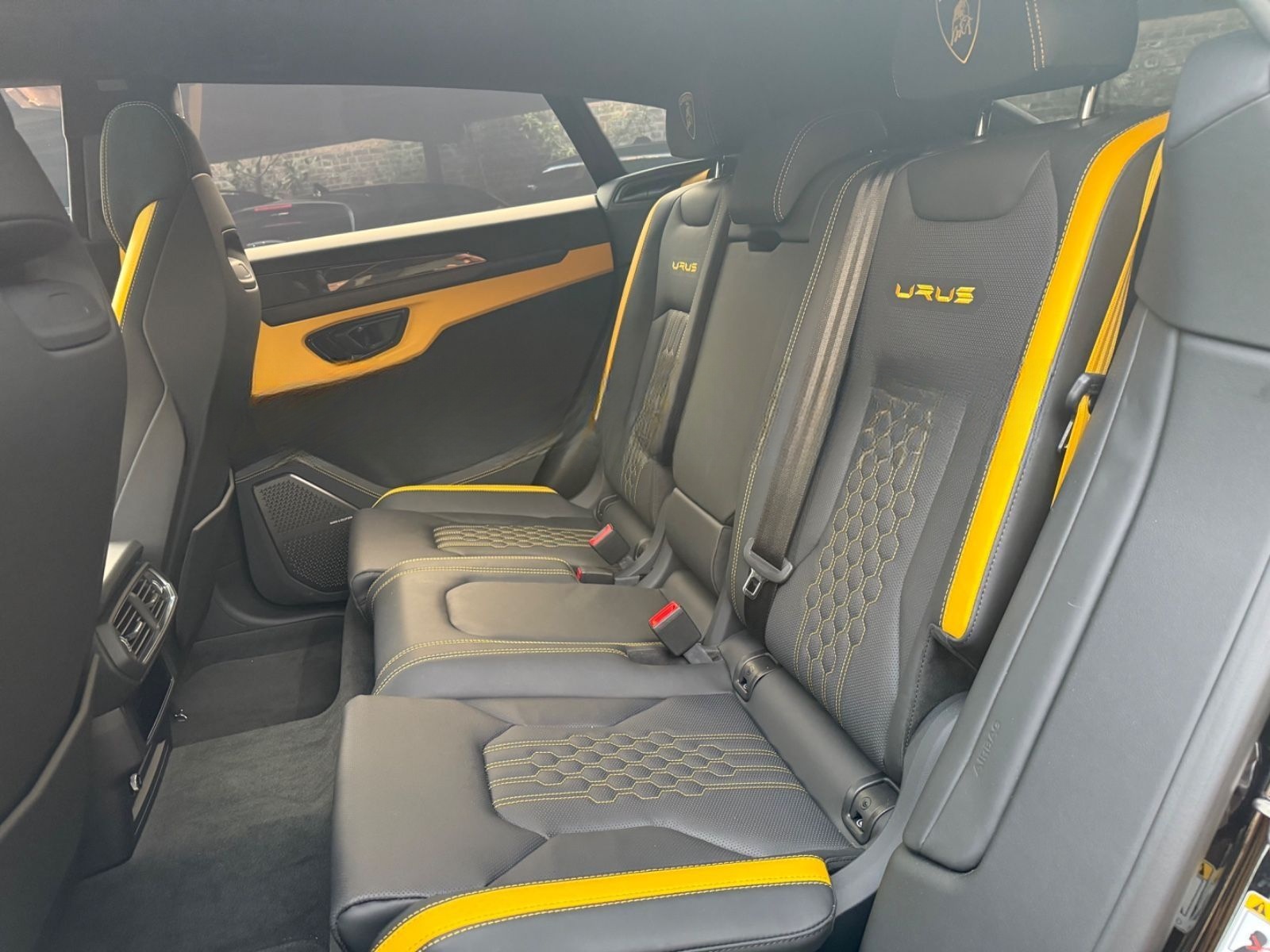 Lamborghini Urus S 4.0 V8 / B&O /  23" / TOP. foto 18