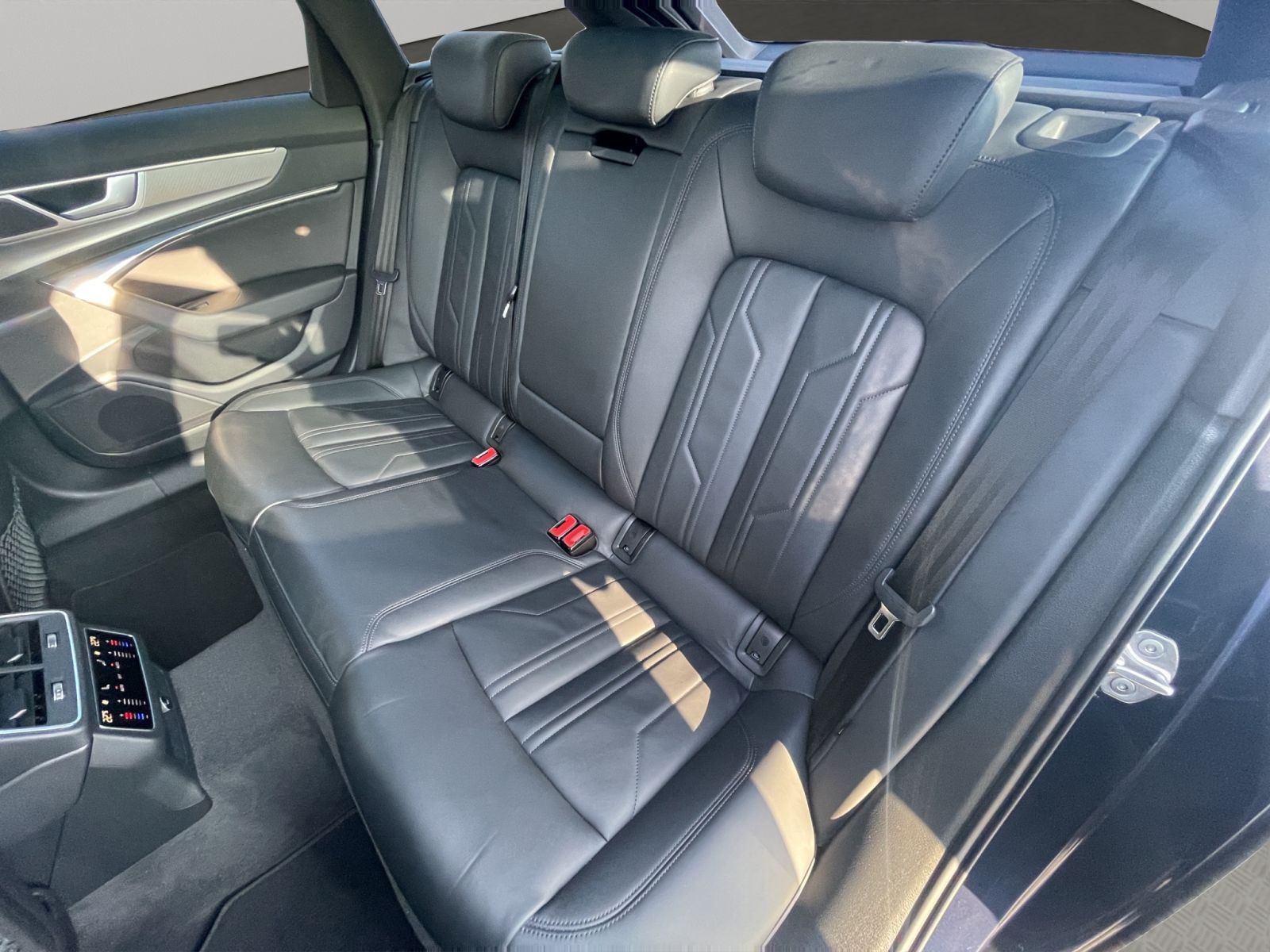 Audi A6 Avant 50 TDI qu. S line LED Pano HuD Kamera foto 19