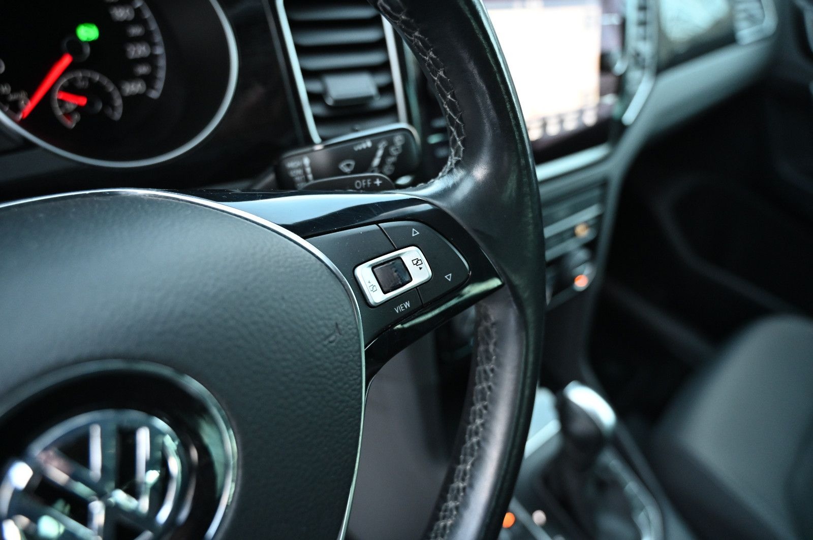 Volkswagen Golf Sportsvan VII 1.5 TSI Highline DSG Navi LED foto 13