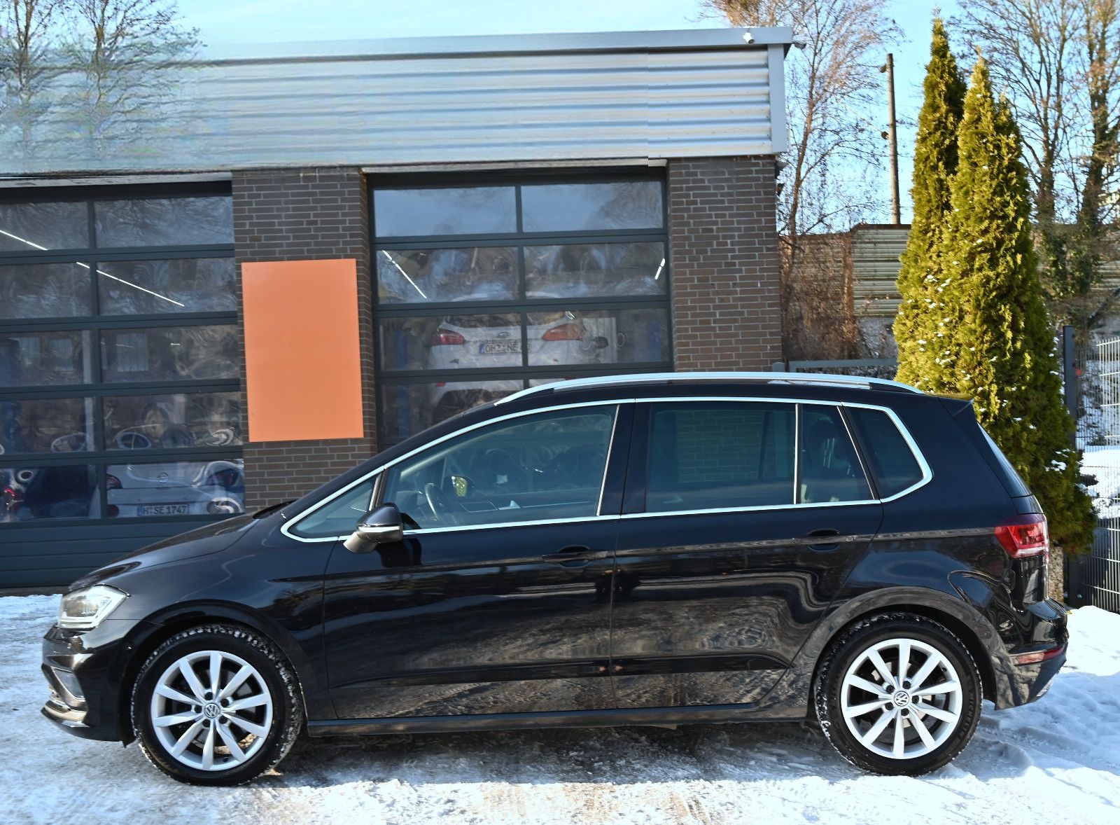 Volkswagen Golf Sportsvan VII 1.5 TSI Highline DSG Navi LED foto 4