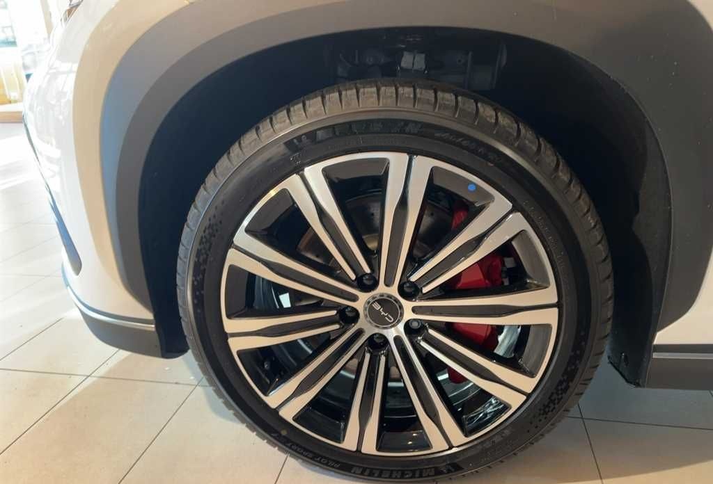 BYD SEALION 7 Design AWD LEDER 20"Felgen  foto 13