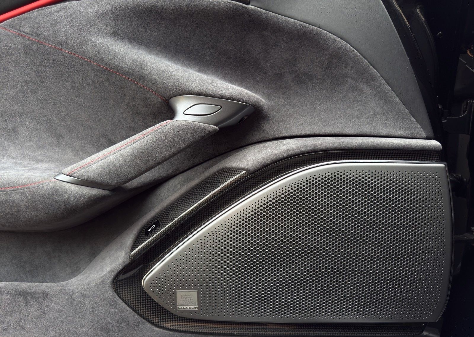 Ferrari Roma 3.9 T V8 DCT *2.Hand*Carbon-Paket* foto 25