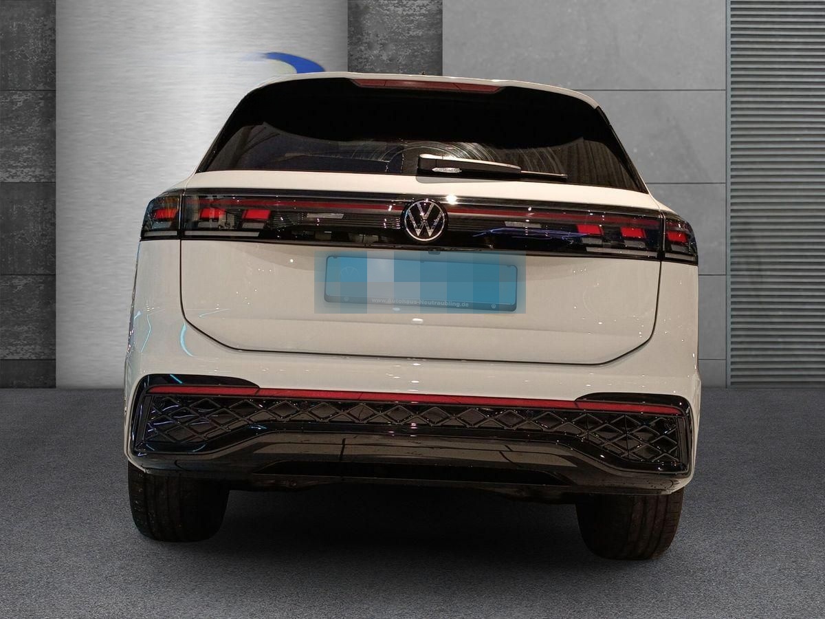 Volkswagen TIGUAN 1.5 eTSI "R-LINE" 150 PS DSG+NAVI PRO+PAN foto 5