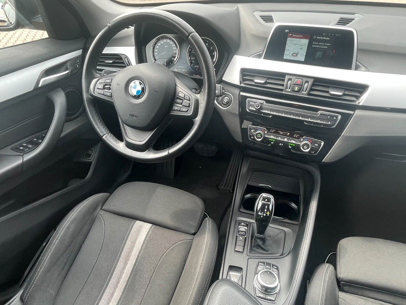 BMW X1 sDrive 20 iA *Advantage*Navi*SHZ*Kamera* foto 10