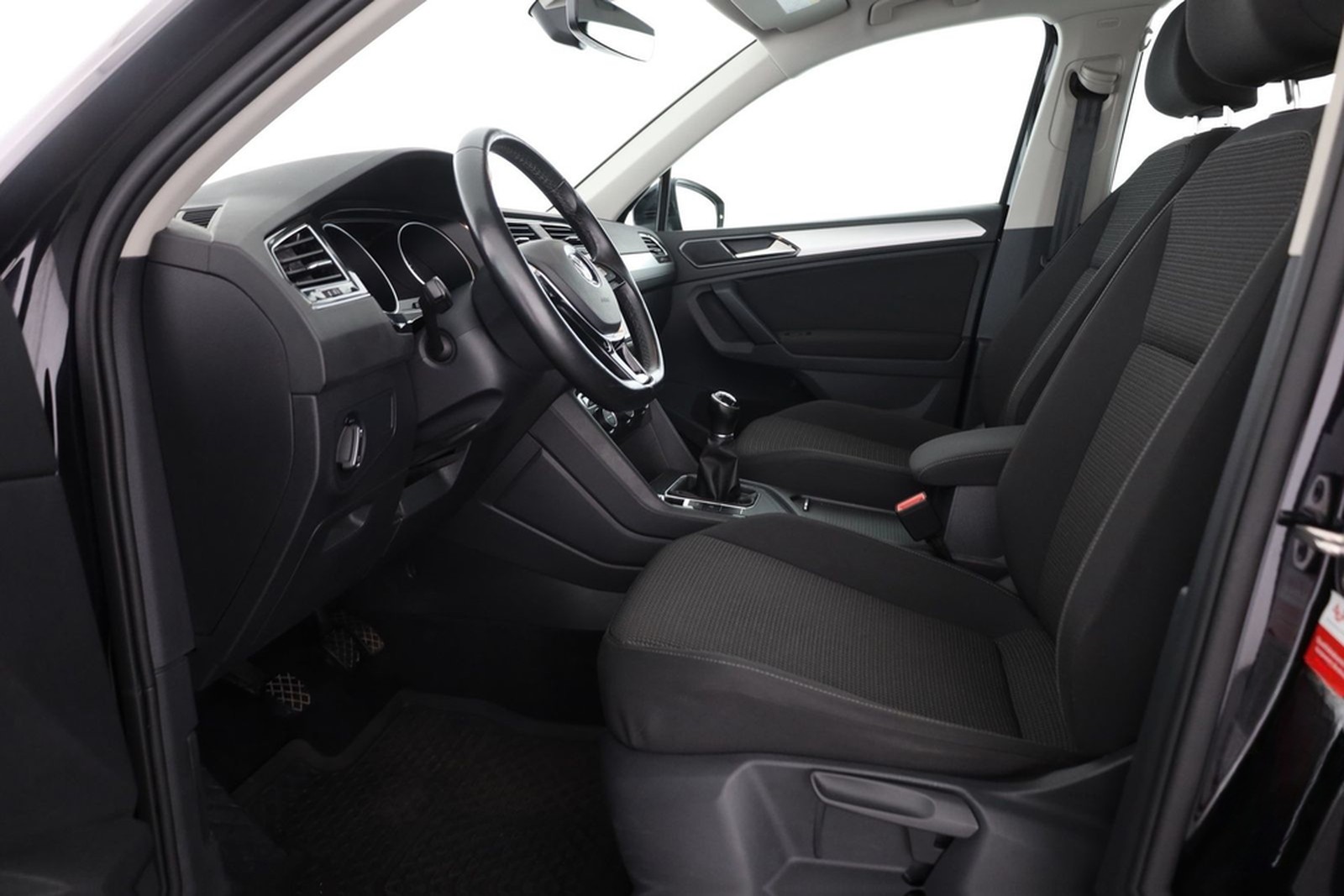Volkswagen Tiguan 1.4 TSI LED Sitzheizung Tempomat PDC USB foto 23