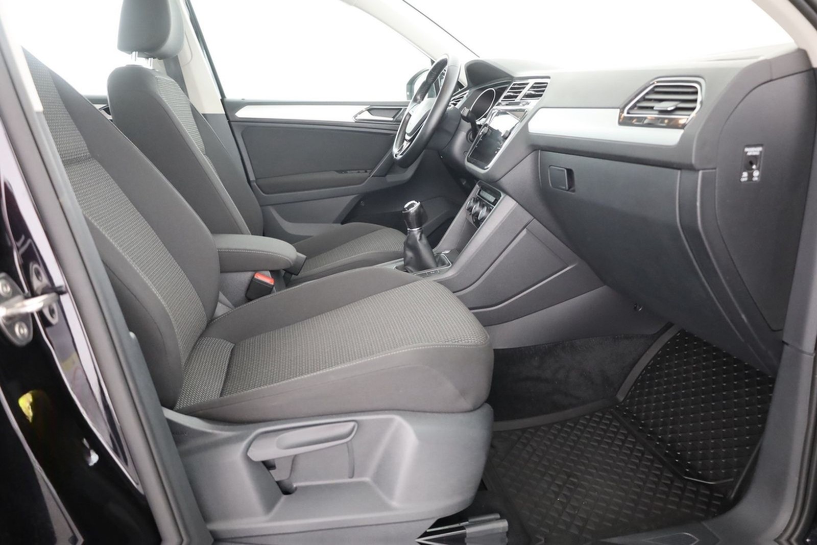 Volkswagen Tiguan 1.4 TSI LED Sitzheizung Tempomat PDC USB foto 24