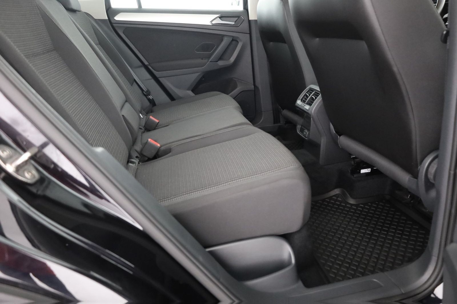 Volkswagen Tiguan 1.4 TSI LED Sitzheizung Tempomat PDC USB foto 25