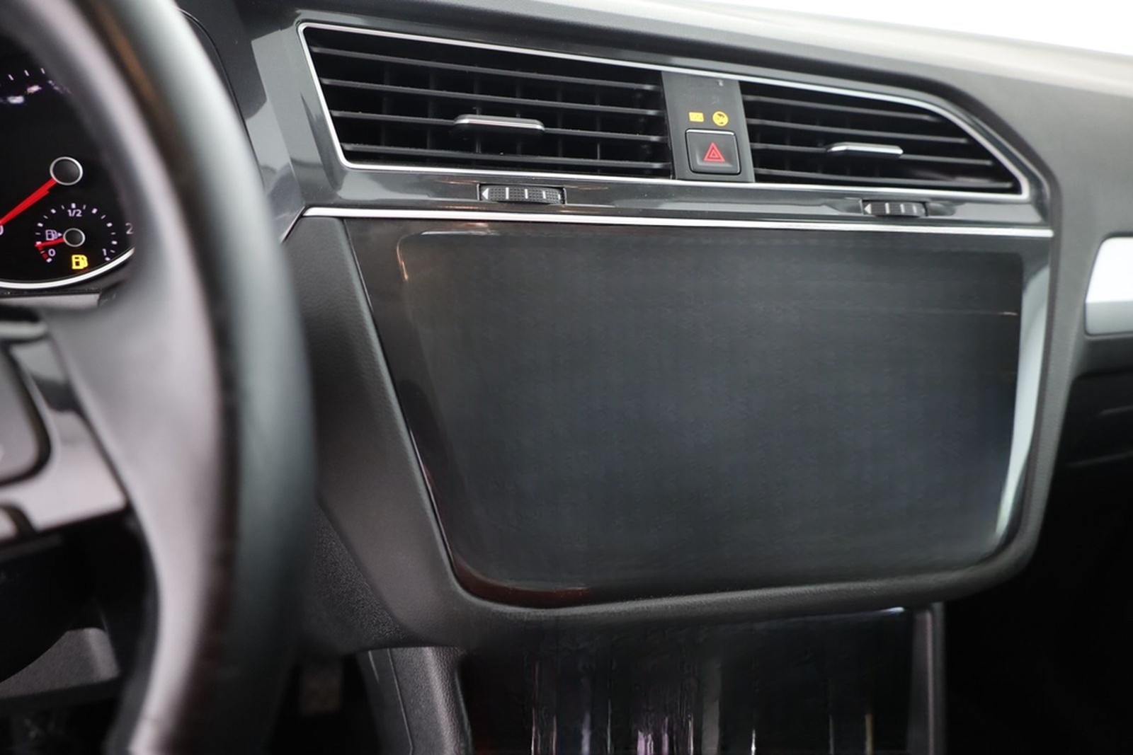 Volkswagen Tiguan 1.4 TSI LED Sitzheizung Tempomat PDC USB foto 27