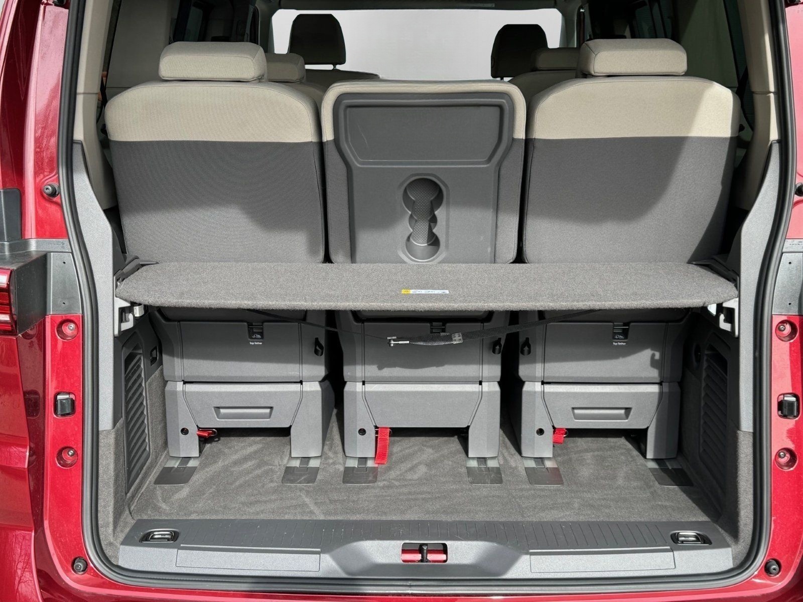Volkswagen T7 Multivan KÜ 2.0 TSI DSG Life 7-S. LED NAVI AH foto 5