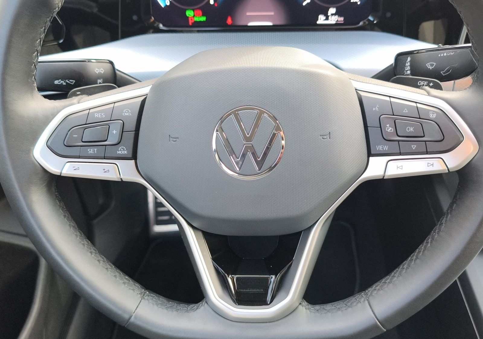 Volkswagen Golf 8 1.5 eTSI DSG Goal *inkl. Winterräder* LED foto 15