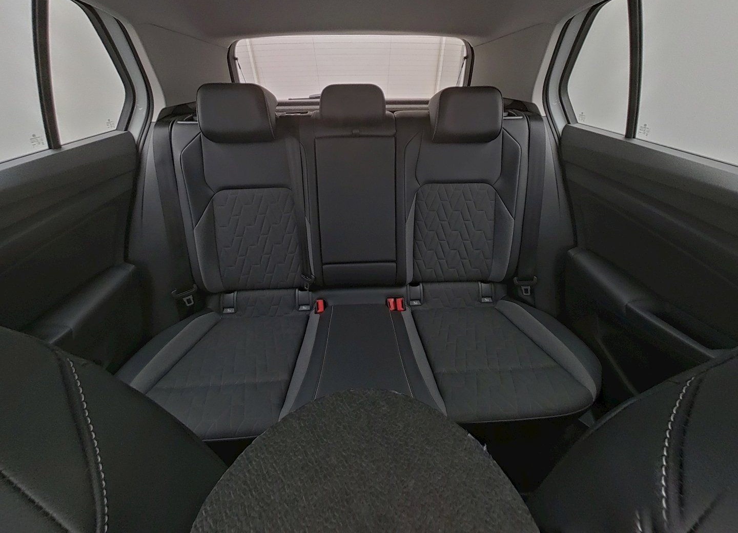 Volkswagen Golf 8 1.5 eTSI DSG Goal LED-PLUS NAVI KAMERA PA foto 16
