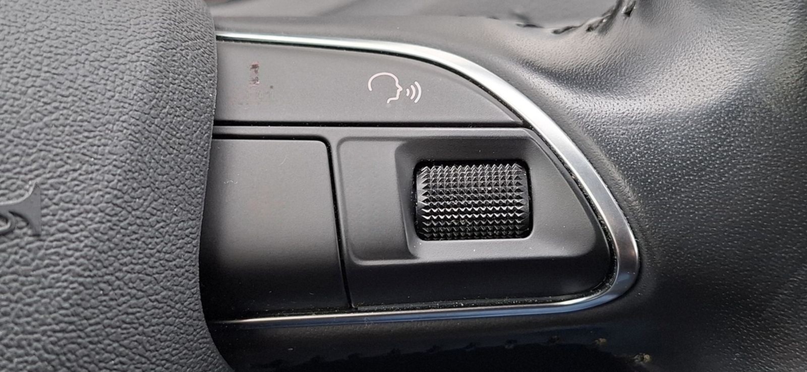 Audi Q3 1.4 TFSI Bi-Xenon Sitzheizung AHK PDC Klima foto 16