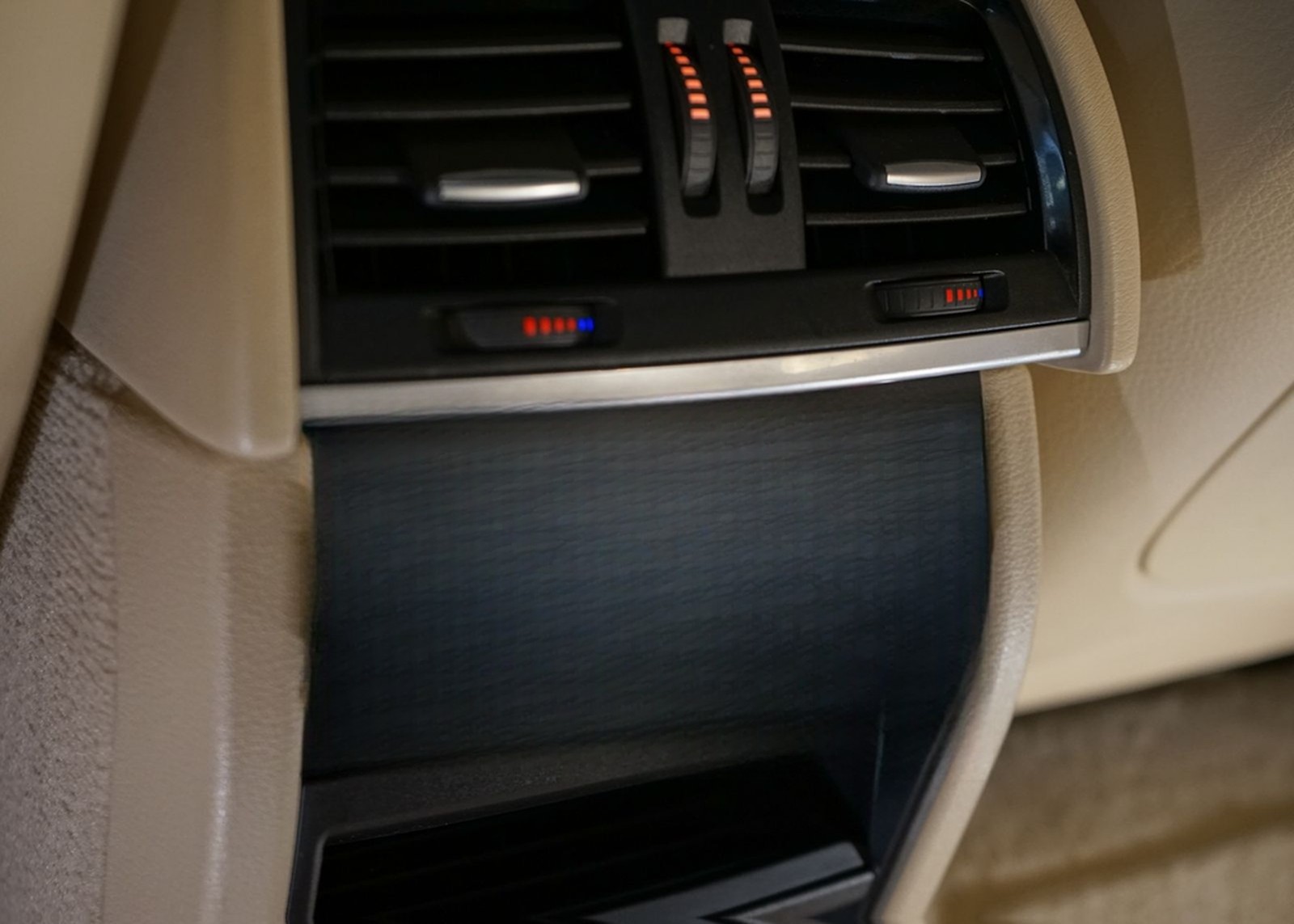 BMW X6 M50 d AHK HUD LED Keyless eGSD Standheizung foto 35