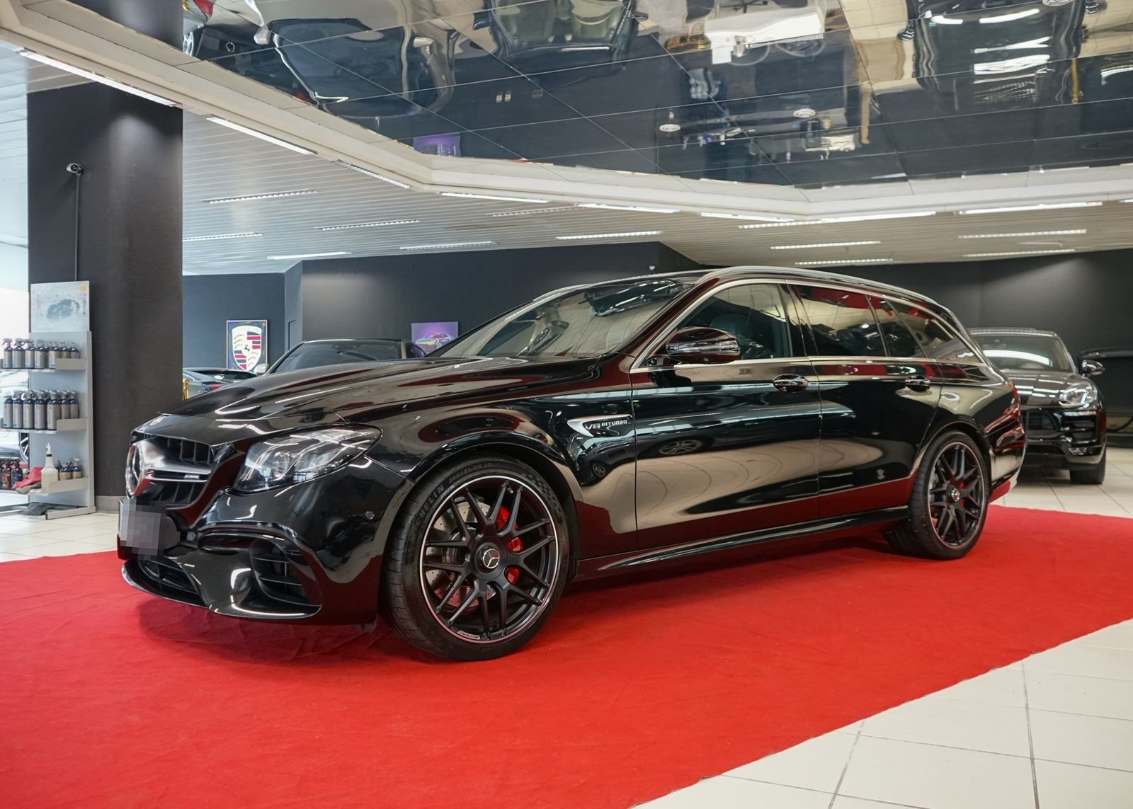 Mercedes-Benz E 63 AMG 4M MWST LED Widescreen Pano Burmester foto 3