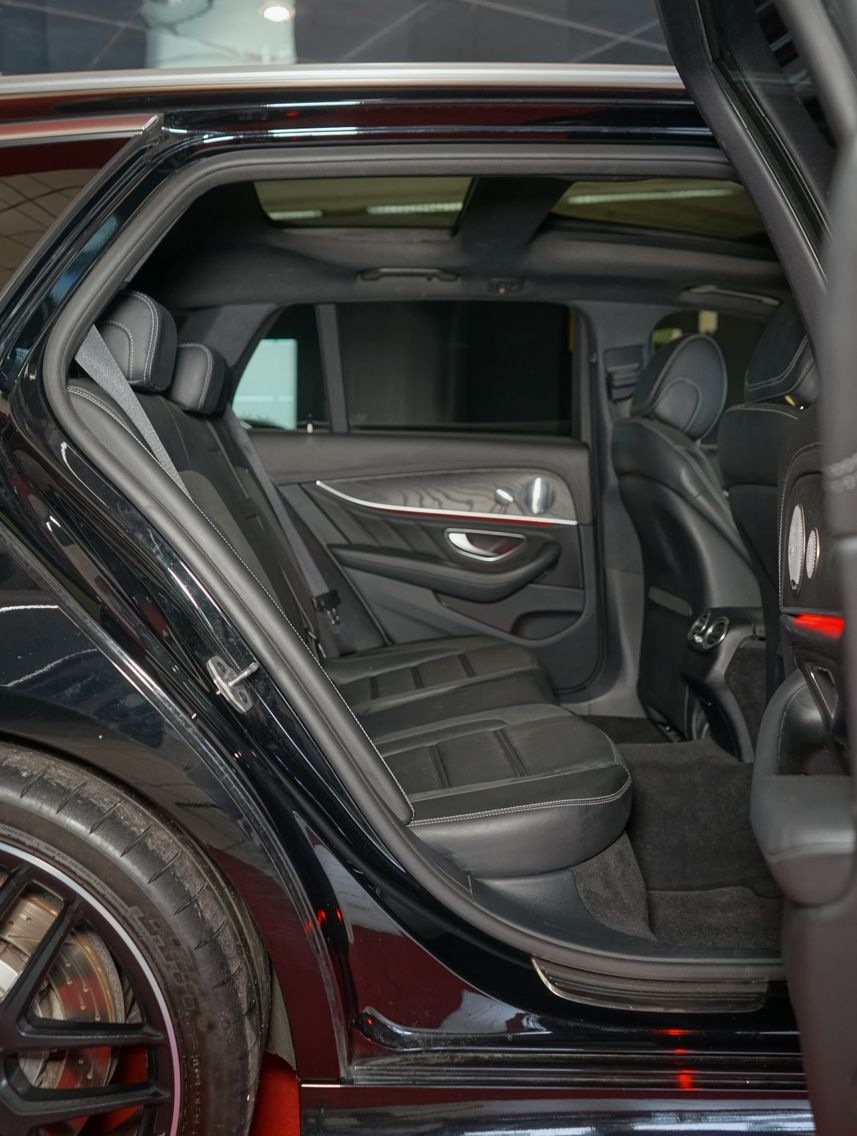 Mercedes-Benz E 63 AMG 4M MWST LED Widescreen Pano Burmester foto 39