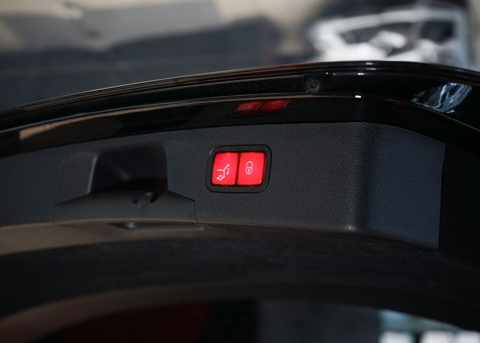 Mercedes-Benz E 63 AMG 4M MWST LED Widescreen Pano Burmester foto 43