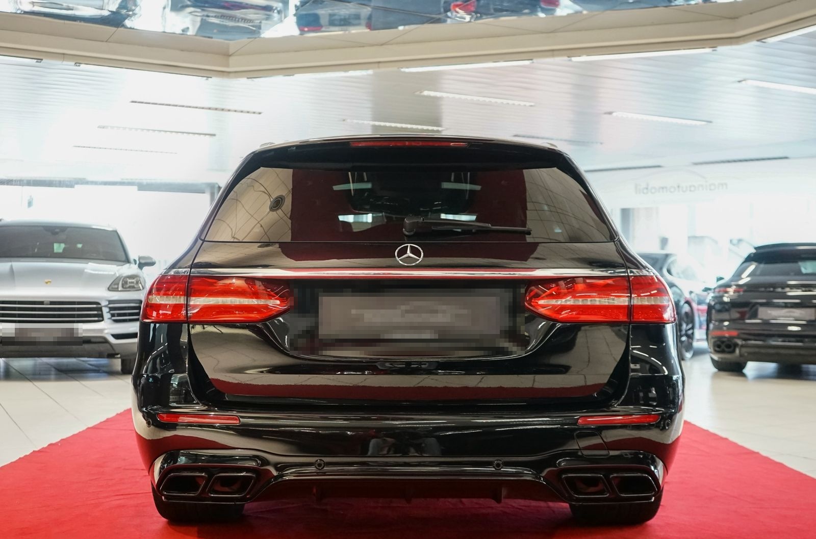 Mercedes-Benz E 63 AMG 4M MWST LED Widescreen Pano Burmester foto 9