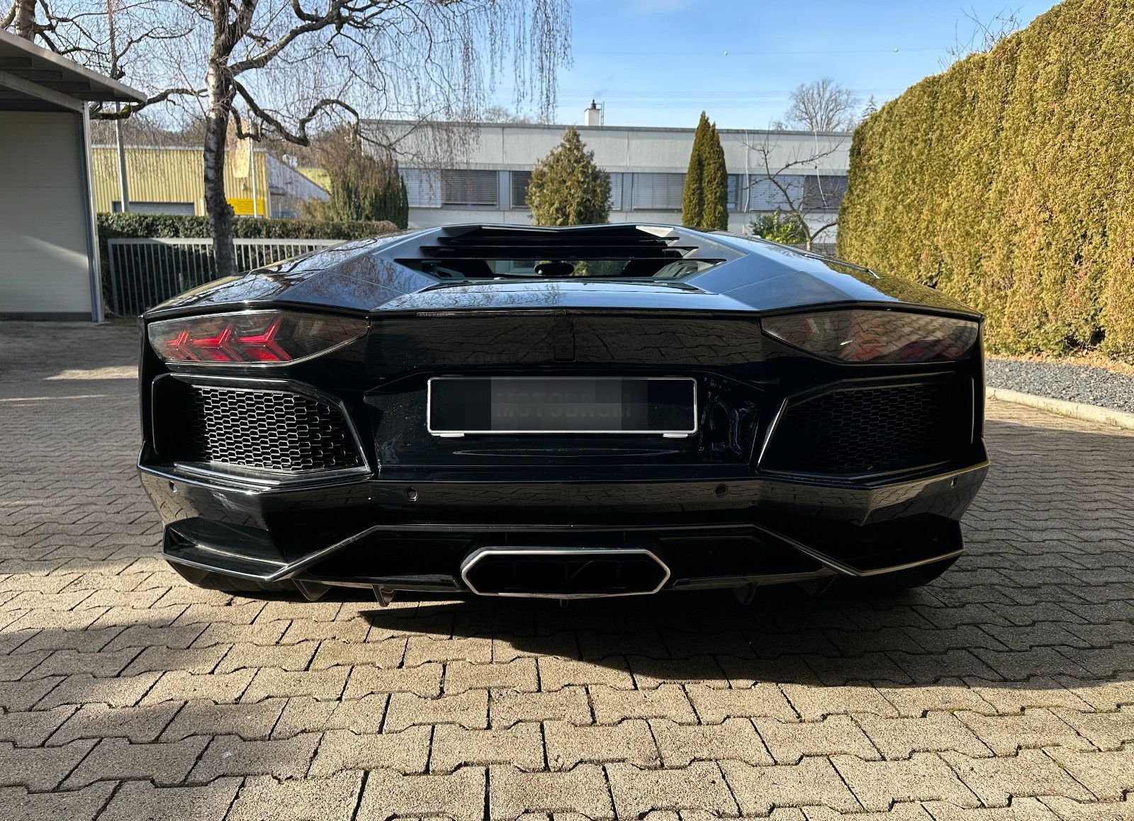 Lamborghini Aventador LP 700-4 foto 4