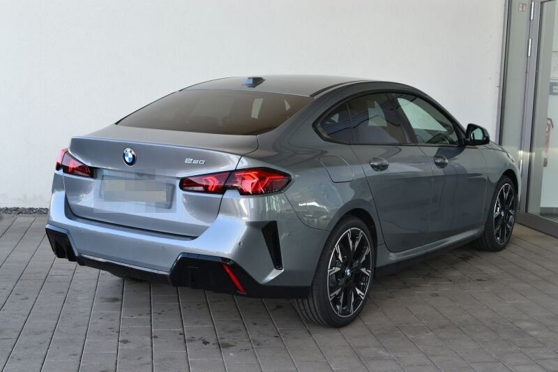 BMW 220 M Sportpaket foto 3