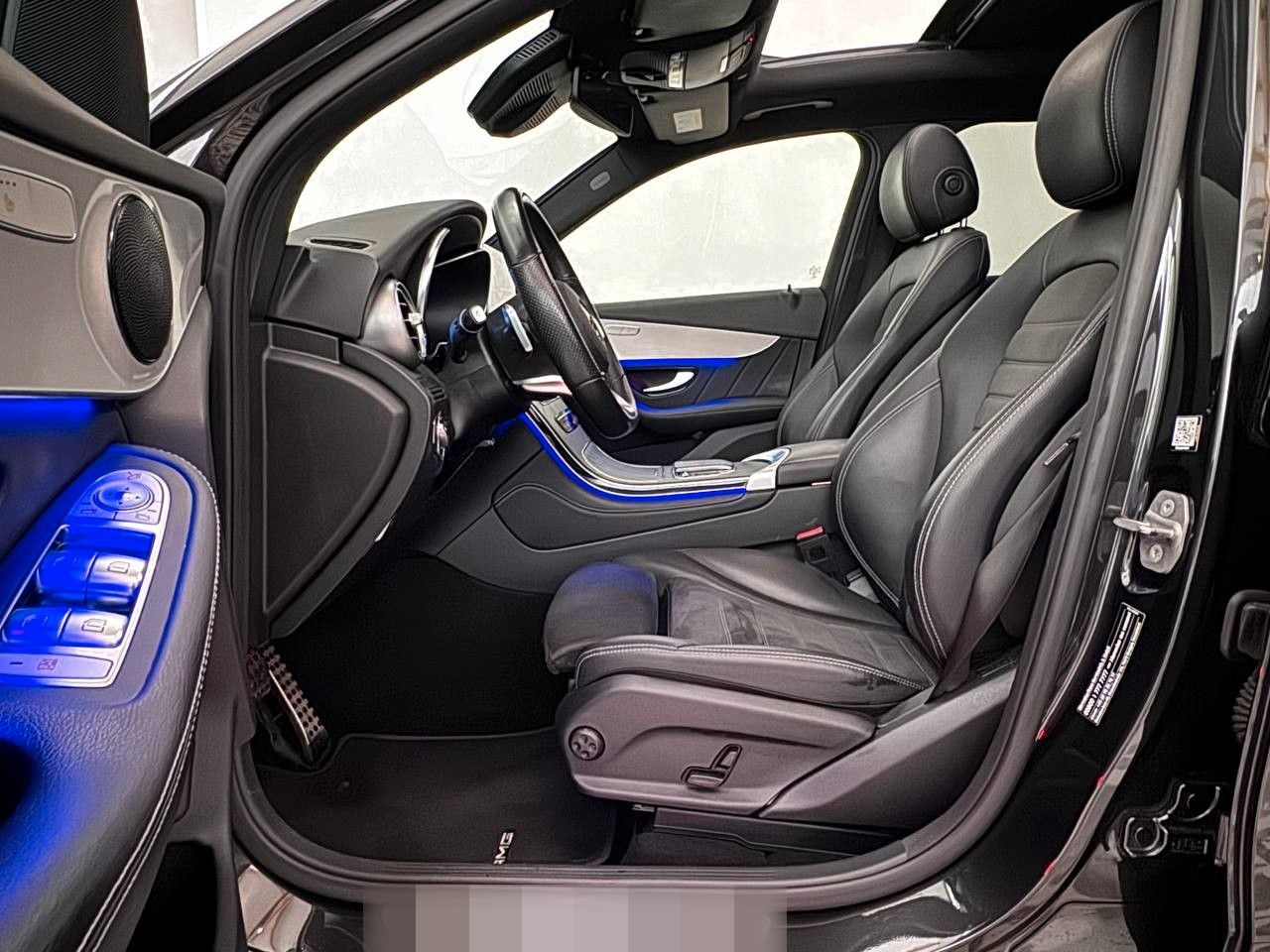 Mercedes-Benz GLC 220 d 4Matic AMG Interieur Panorama 360° foto 14