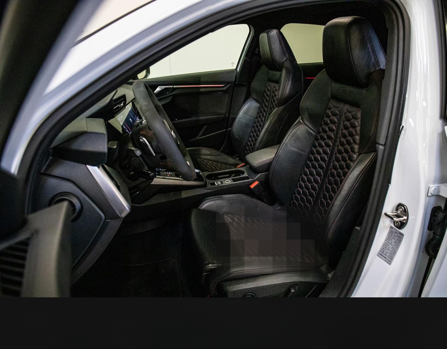 Audi RS3 Limousine MATRIX B&O ACC PANO KERAMIK RAUTE foto 11