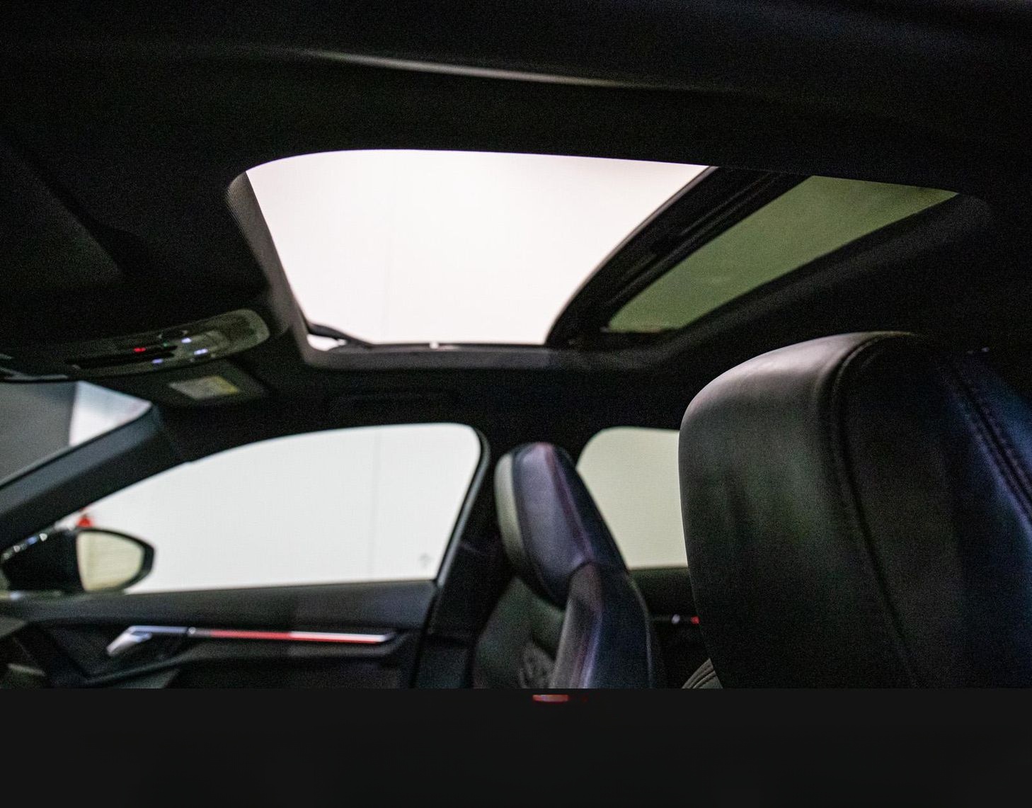 Audi RS3 Limousine MATRIX B&O ACC PANO KERAMIK RAUTE foto 15