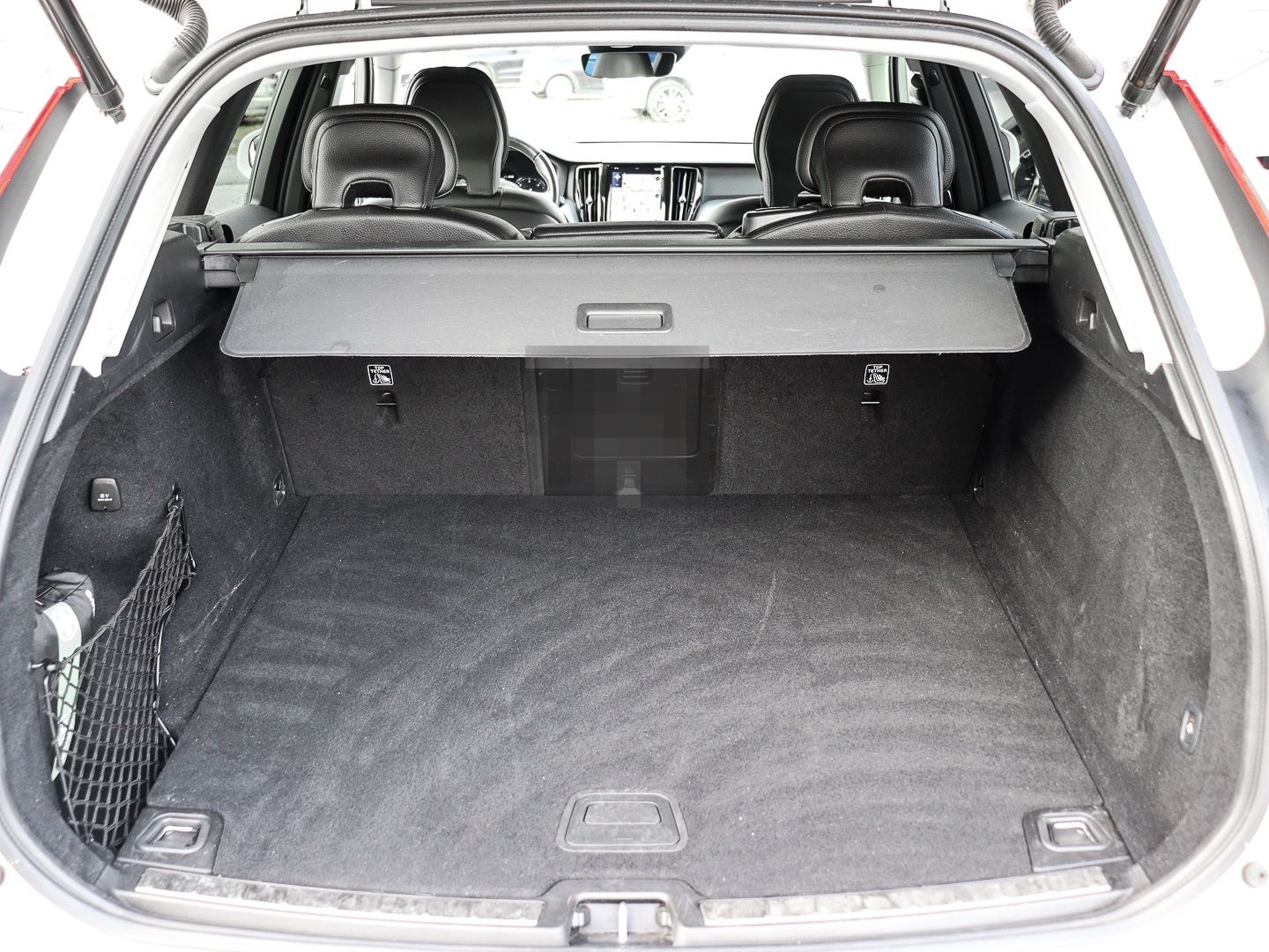 Volvo XC60 Momentum Pro 2WD AHK Navi Leder Digitales C foto 14