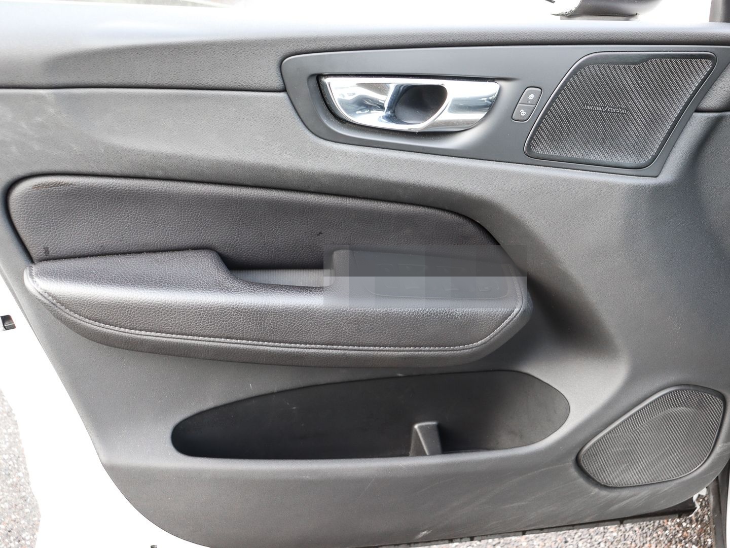 Volvo XC60 Momentum Pro 2WD AHK Navi Leder Digitales C foto 10