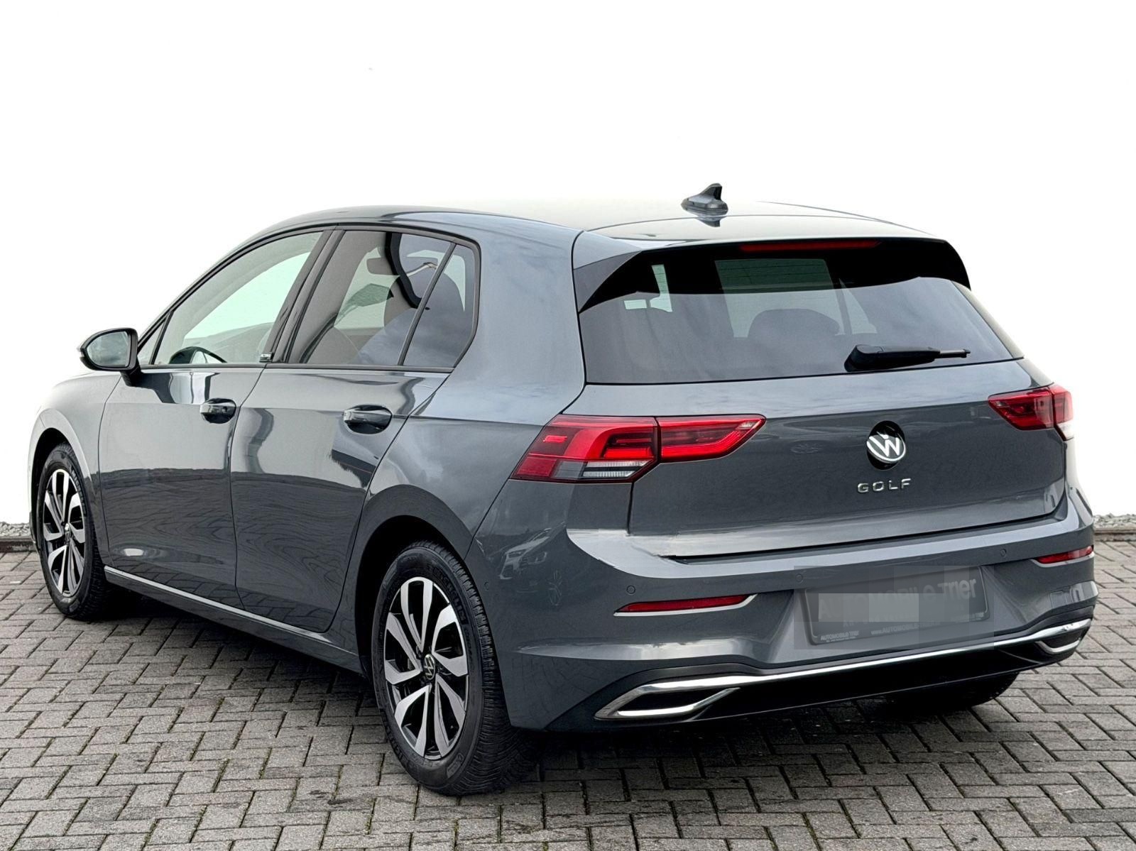 Volkswagen Golf 8 Lim. 1.5 TSI /NAVI/LED/ACC/HUD/CAM/GARANT foto 7