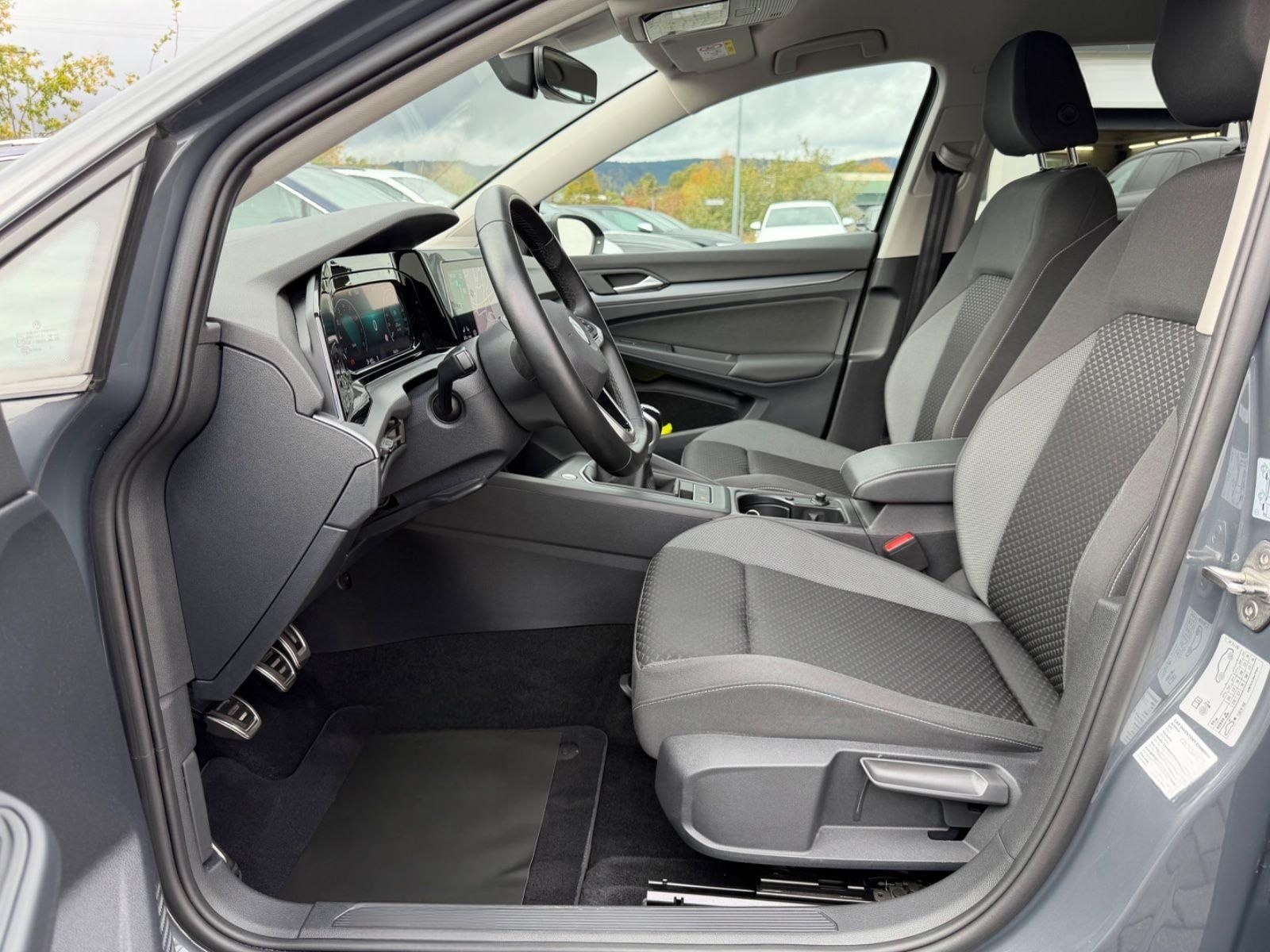 Volkswagen Golf 8 Lim. 1.5 TSI /NAVI/LED/ACC/HUD/CAM/GARANT foto 9