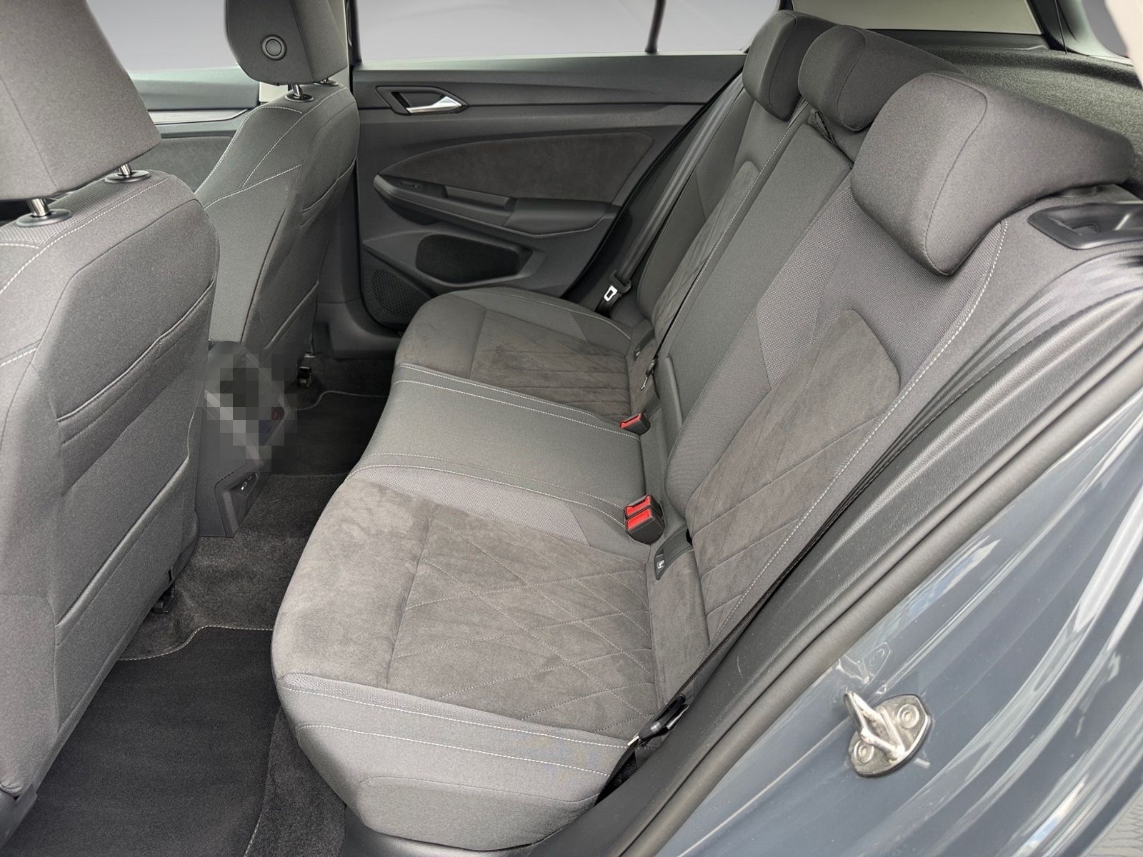 Volkswagen Golf VIII 2.0 TSI Style DSG KLIMA LED NAVI ALU foto 11