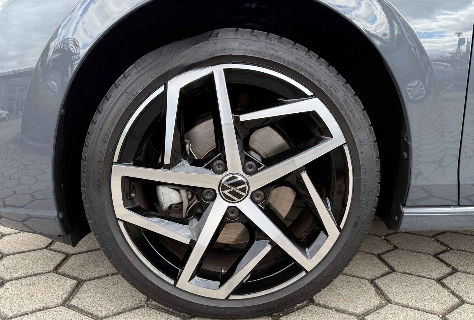 Volkswagen Golf VIII 2.0 TSI Style DSG KLIMA LED NAVI ALU foto 20