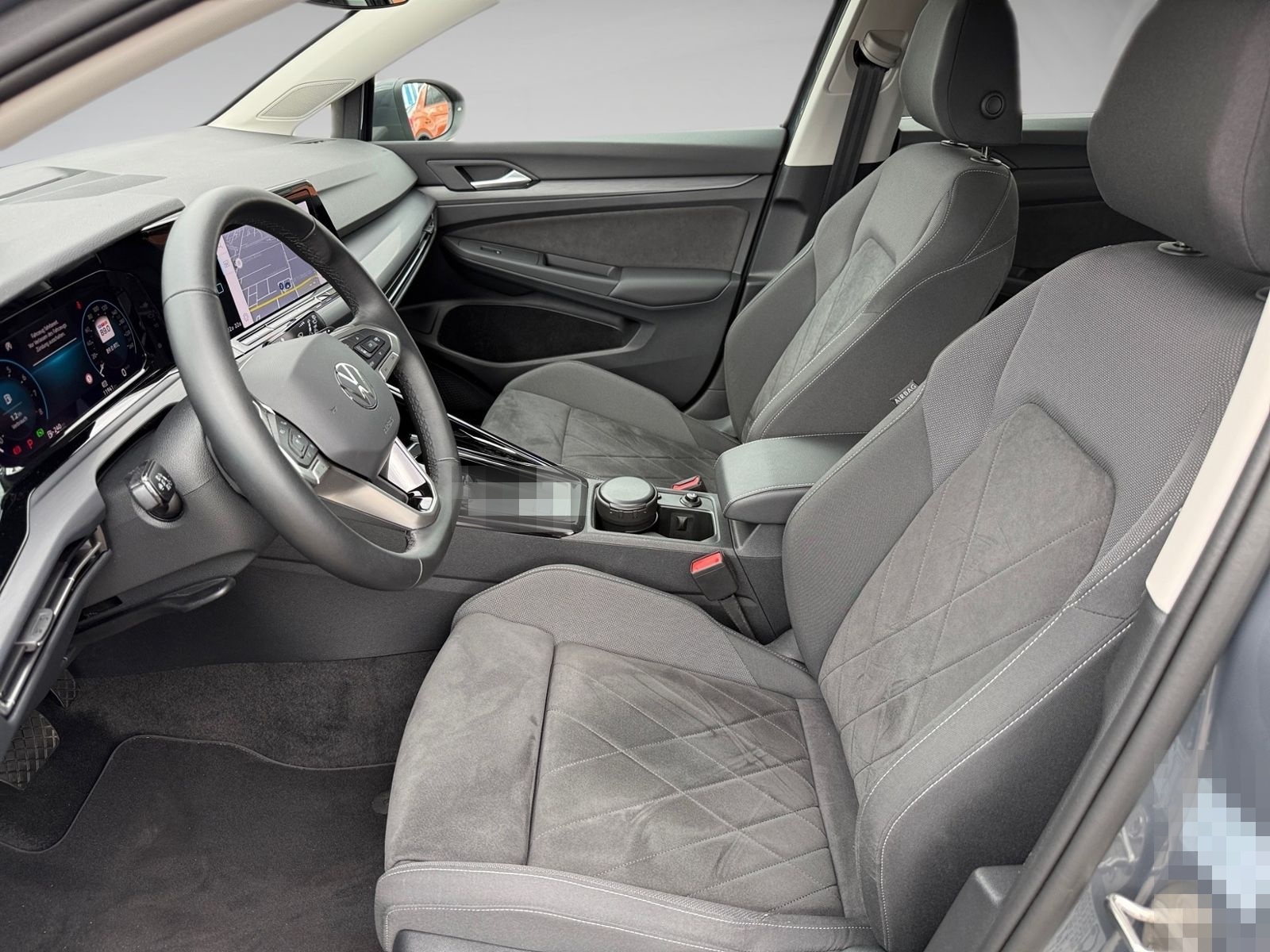 Volkswagen Golf VIII 2.0 TSI Style DSG KLIMA LED NAVI ALU foto 9