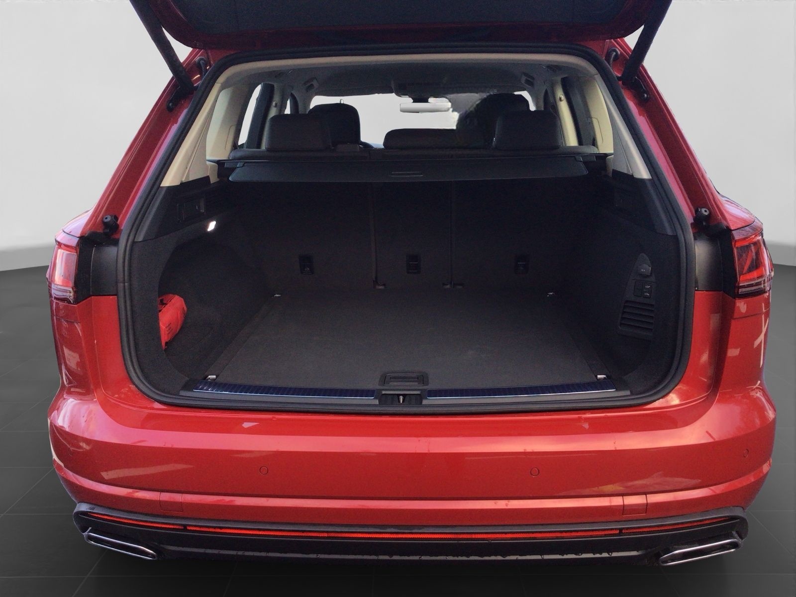 Volkswagen Touareg 3.0 TDI ELEGANCE LUFT LEDER KEYLESS KAME foto 17