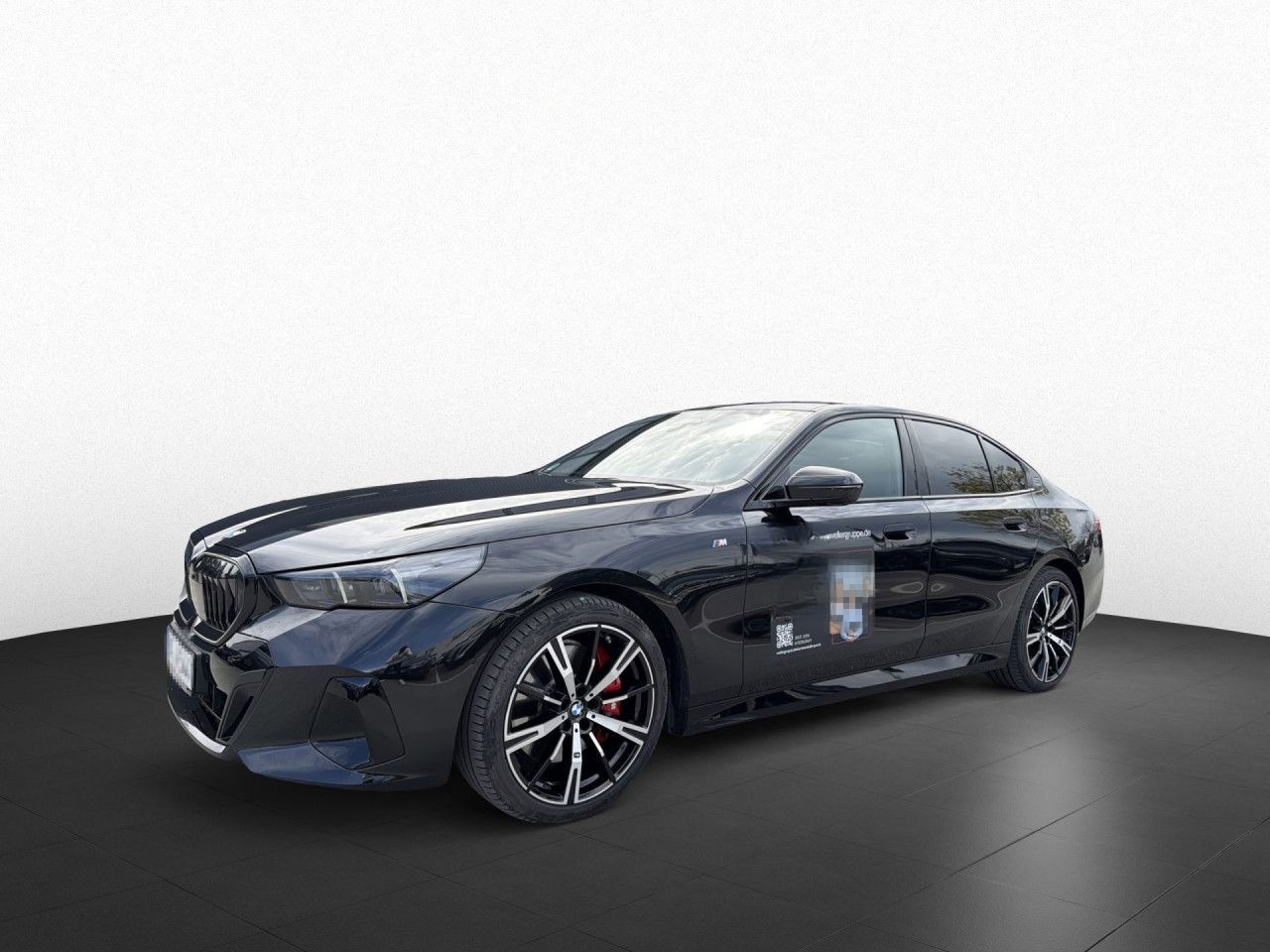 BMW 540d xDr. MSport AHK Pano DrAssPr PaAss+ adapLED foto 3