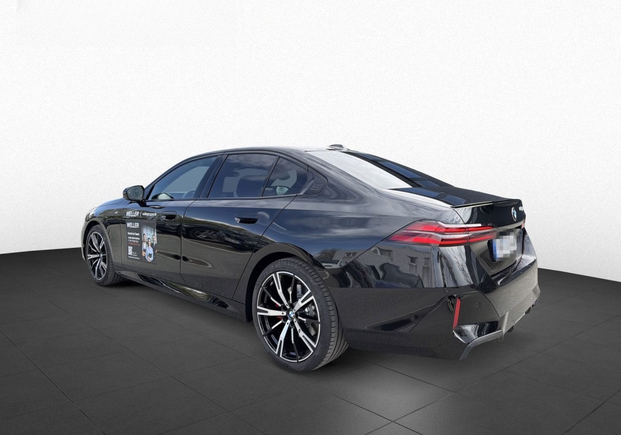 BMW 540d xDr. MSport AHK Pano DrAssPr PaAss+ adapLED foto 7