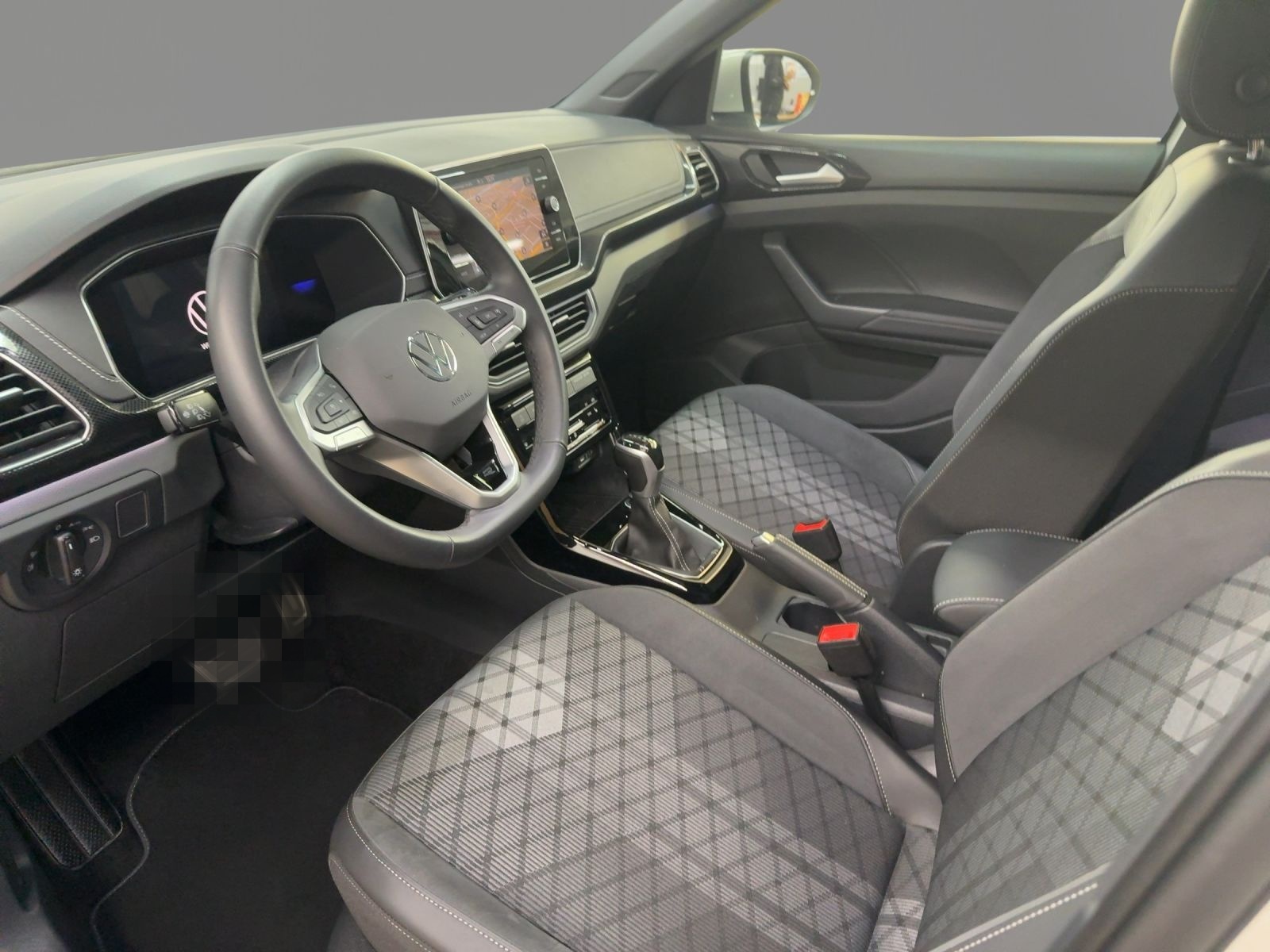 Volkswagen T-Cross R-LINE 1.5 TSI DSG AHK IQ-LED NAV KAM foto 9