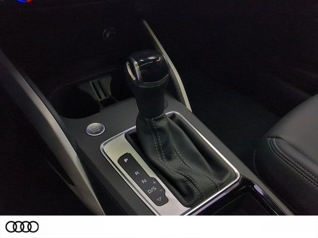 Audi Q2 S line 35 TFSI tronic El. Panodach Leder Cock foto 15