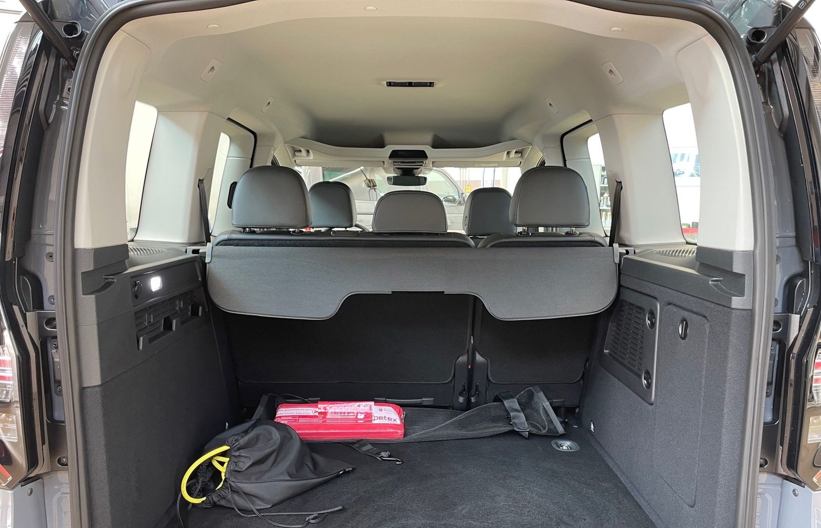 Volkswagen Caddy 1.5 TSI eHybrid KR Style *AHK*KAMERA*NAVI* foto 17